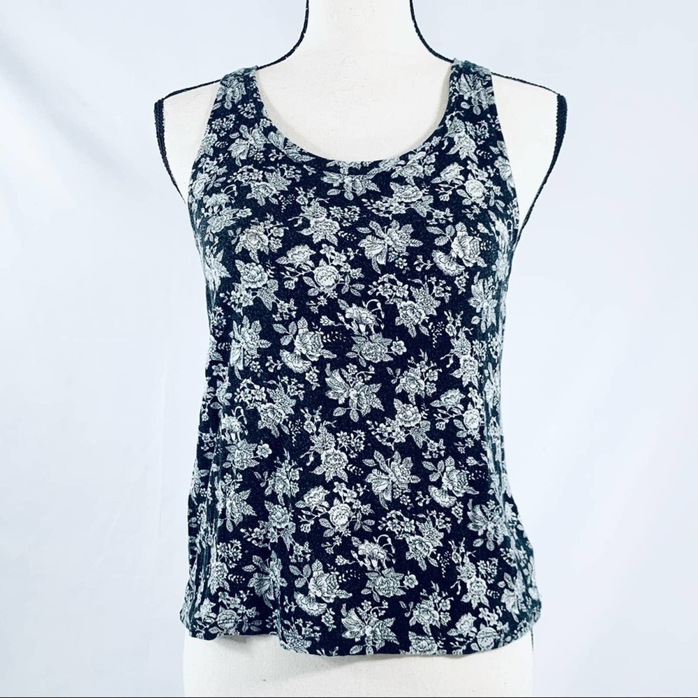FOREVER 21 Floral Tank